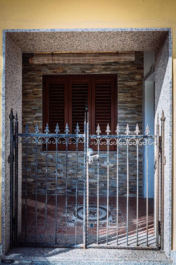 Casa vacanze - Maestrale - in Porto torres Esterno foto